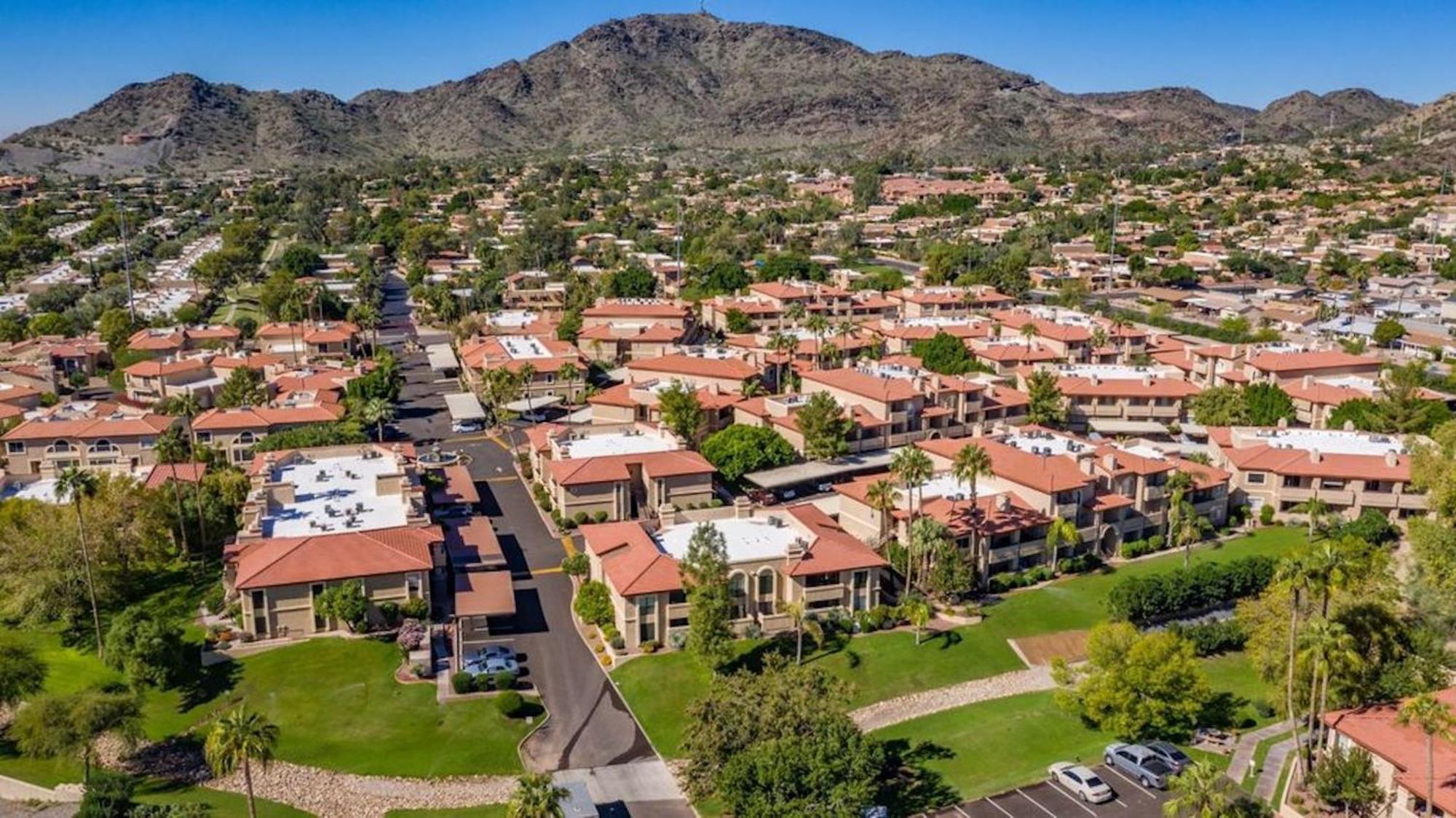 Gated Mountain View Resort Community, Centrally Located, Three Heated Pool-Spa Complexes, Half-Mile To Hiking! Phoenix Exteriör bild